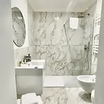 Inn Console Palais Venice