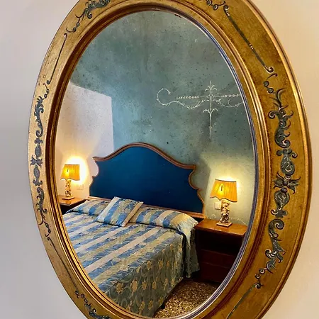 Console - Palais Historique & Romantique *