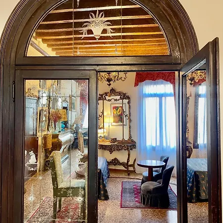 Zajazd Console Palais *