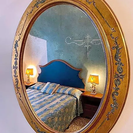Console Palais Han/Misafirhane 3*
