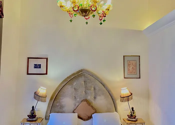 Console Palais Inn *