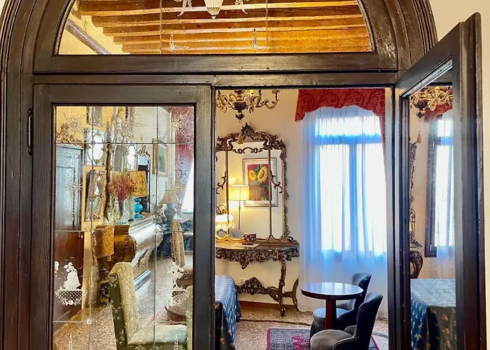 Inn Console Palais *