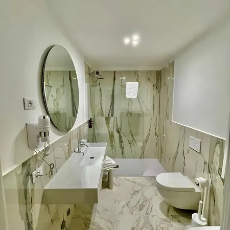 Console Palais Gasthof Venedig