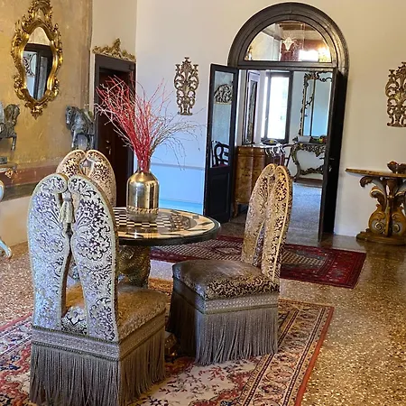 Console Palais Mini-hôtel *