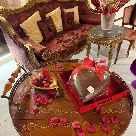 Console Palais Venedig