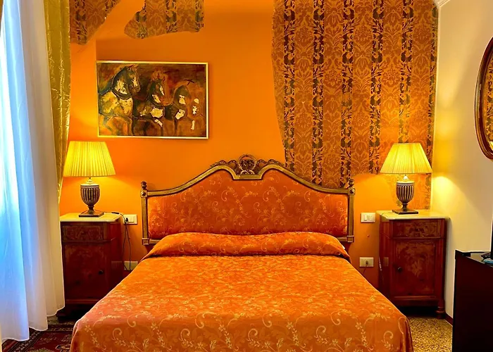 Mini-hôtel Console Palais